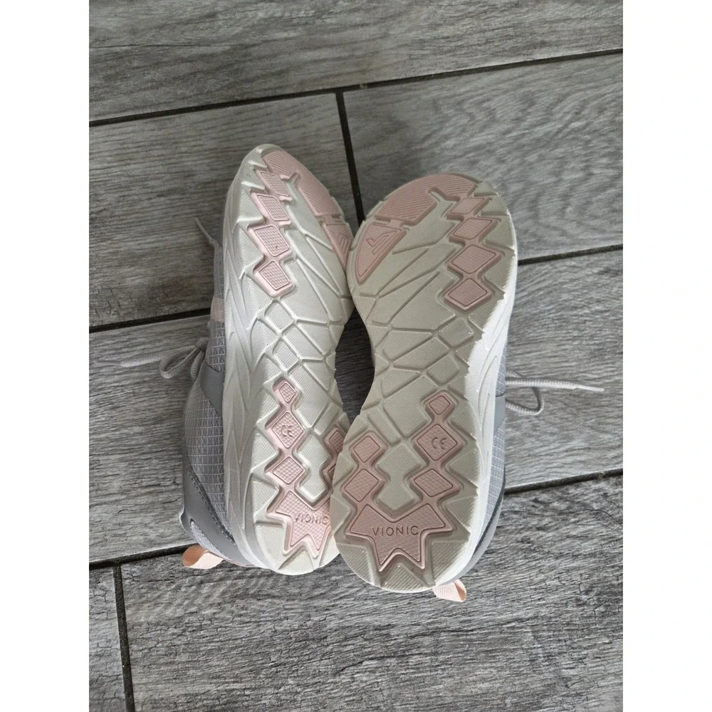 Vionic Radiant Womens 7 Gray Pink Walking Sneakers Orthotic Comfort Shoes NEW